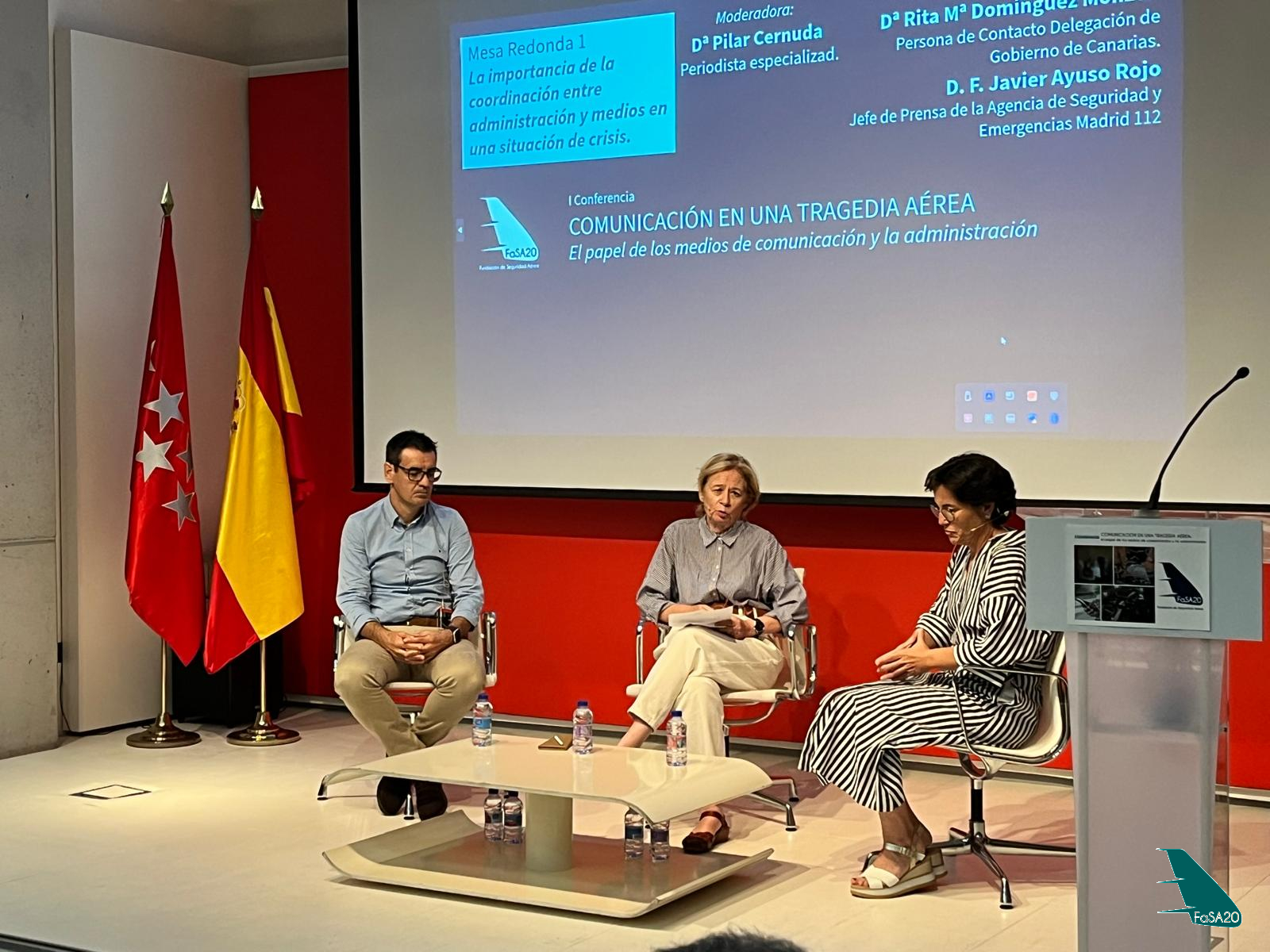 De izq. a dcha:  Javier Ayuso, Pilar Cernuda y Rita Domínguez. De izq. a dcha:  Javier Ayuso, Pilar Cernuda y Rita Domínguez.